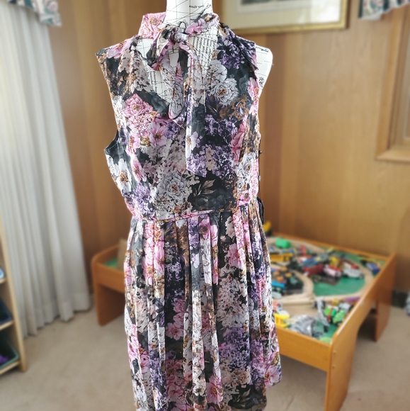 Fusion Food Foray Dress size 14 - Picture 4 of 4